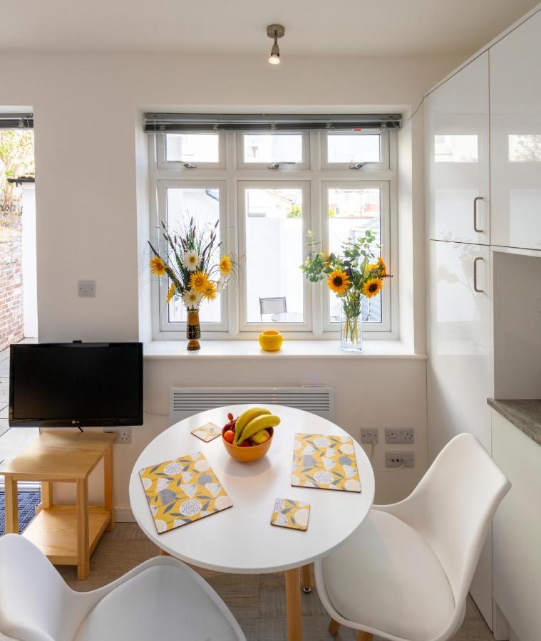 The Bakehouse Apartment Уърдинг Екстериор снимка